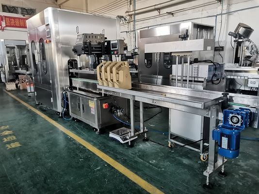 8000BPH Engine Lubricant Oil Bottle Filling Line 0.35cbm/Min